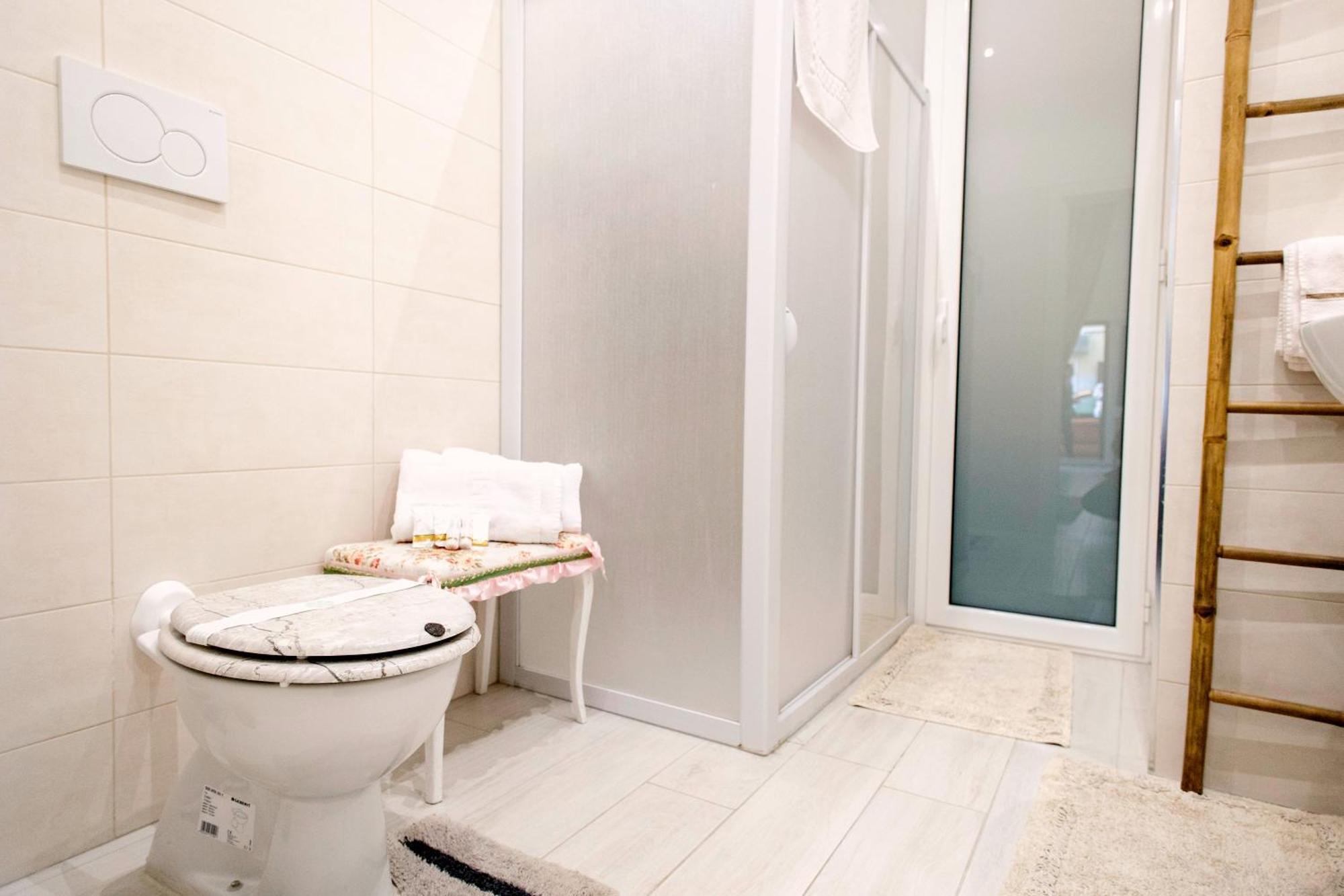 Flower'S House 24 - Central Apartment - Мольфетта Экстерьер фото