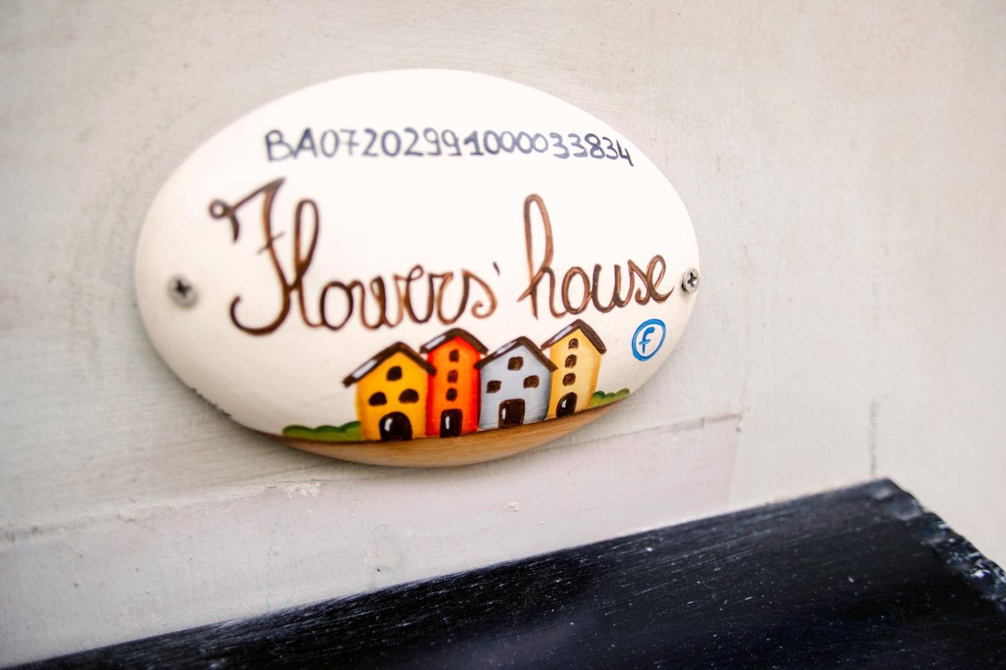 Flower'S House 24 - Central Apartment - Мольфетта Экстерьер фото